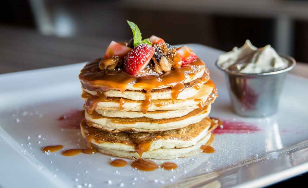 Pancakes aux fruits